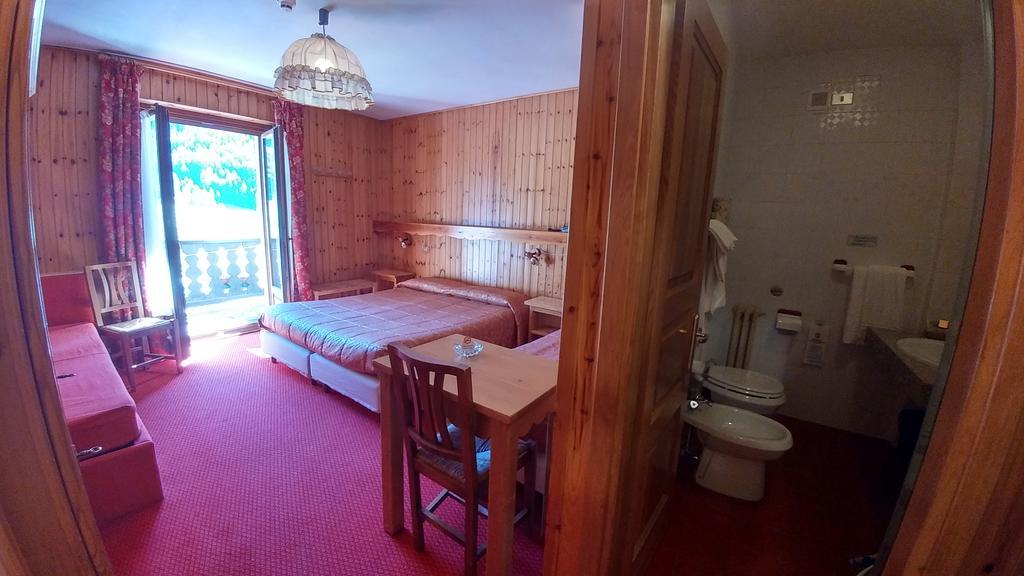 Petit Hotel Cogne Bagian luar foto